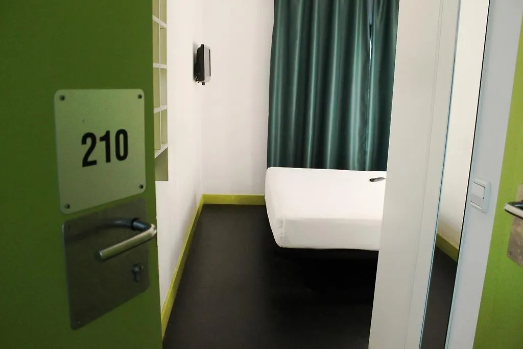 Raval Botella Private Rooms Barcelona 0*,  Spanien