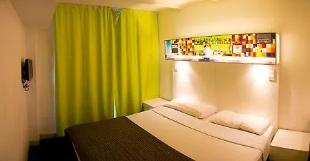 Hostel Raval Botella Private Rooms Barcelona
