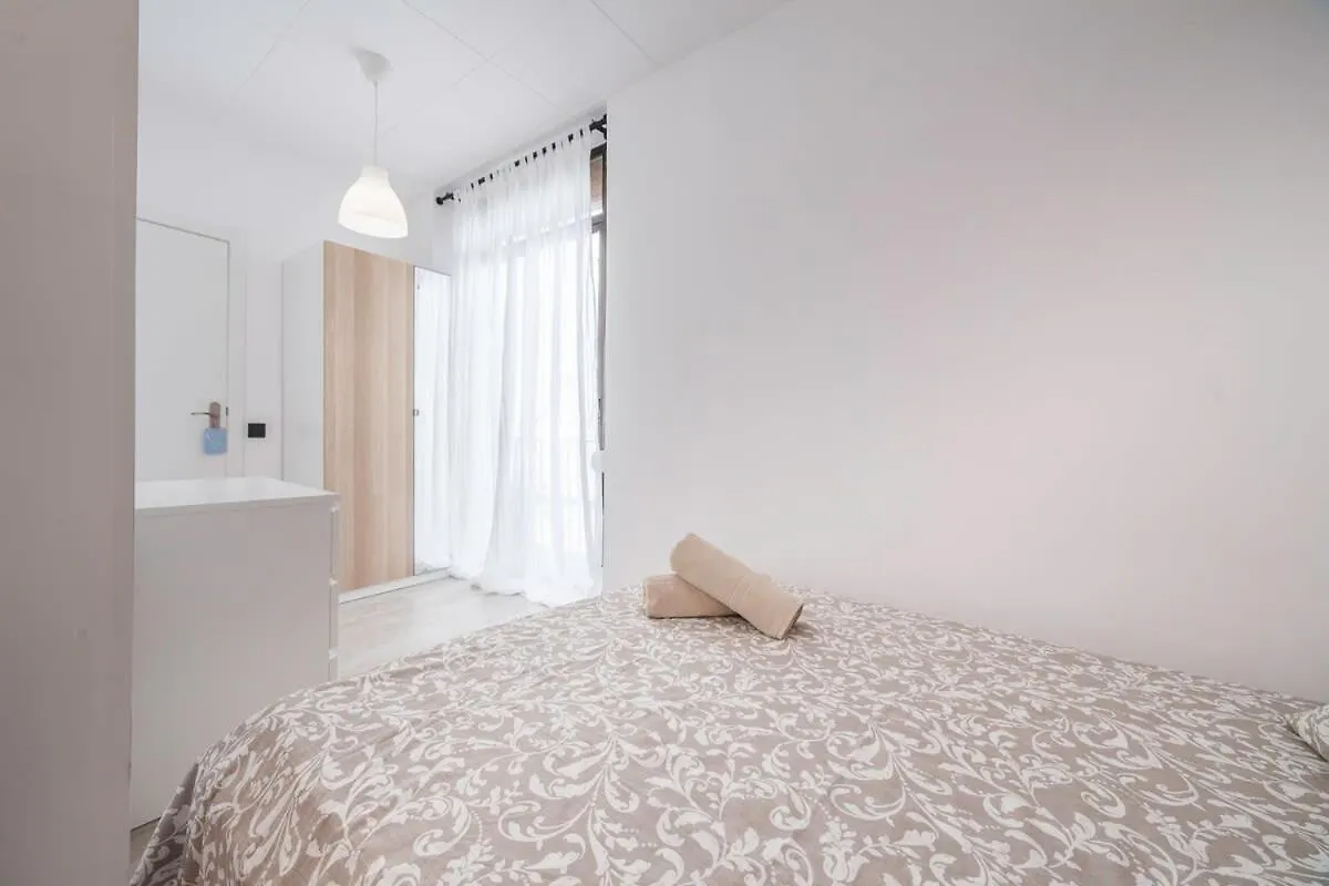 Raval Botella Private Rooms Barcelona Spanien