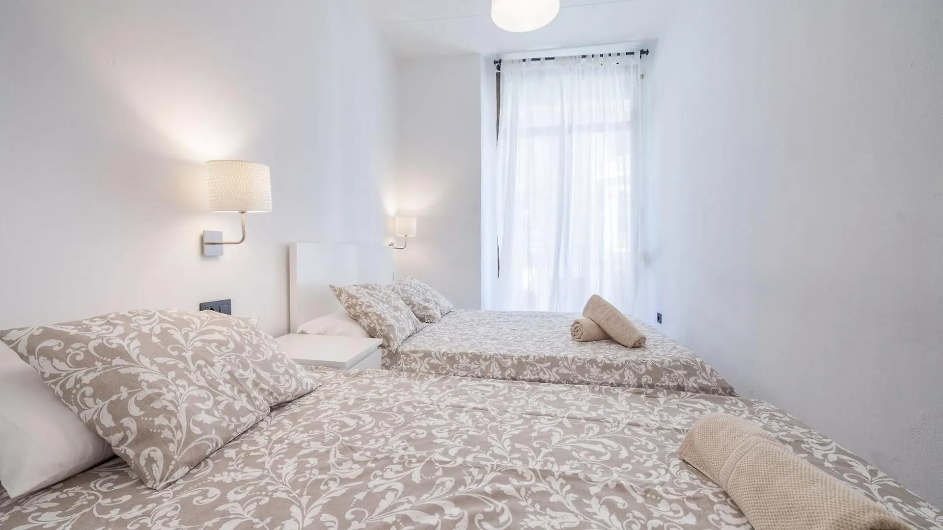 Raval Botella Private Rooms Barcelona 0*,  Spanien