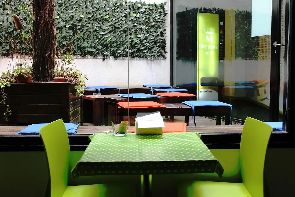 Raval Botella Private Rooms Barcelona Spanien