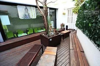 Raval Botella Private Rooms Barcelona Hostel