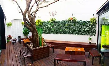 Raval Botella Private Rooms Barcelona Hostel